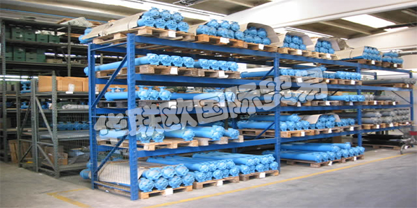 FLOVEX擁有適用于所有工業(yè)需求的各種熱交換器，他們的工廠設(shè)計(jì)和制造的產(chǎn)品適用于各種領(lǐng)域，從液壓到造船，從能源回收到石油和天然氣。