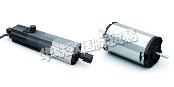 德恩科是世界一流的運動控制領(lǐng)域供應(yīng)商，它提供的優(yōu)質(zhì)的傳動控制解決方案，滿足了客戶對成本和可靠性日益增長的需求。標準化的電機、齒輪箱和模塊化配件的高度靈活性使?jié)M足客戶特定需求的完美運動解決方案成為可能。對客戶來說，這意味著更好的質(zhì)量控制，降低庫存和減少生產(chǎn)時間。德恩科對促進可持續(xù)發(fā)展一直非常重視。因此，他們特別致力于注意對環(huán)境保護而選擇和使用高效和節(jié)能的原材料來進行生產(chǎn)。早在2002年，德恩科就通過了ISO14001環(huán)境質(zhì)量體系認證。下文為您介紹德恩科電機。